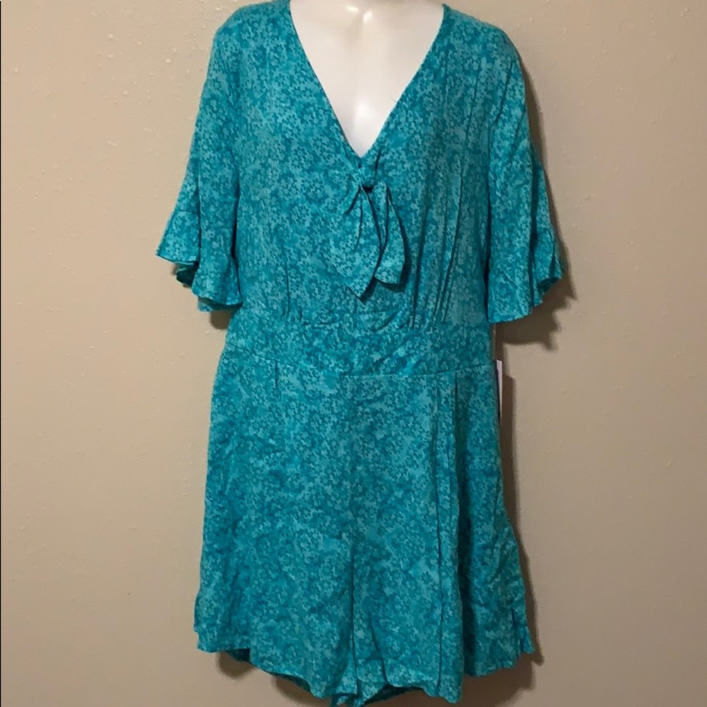 🚨NWT🚨 Candie’s Romper